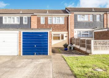 Terraced house For Sale in Romford