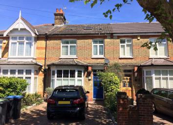 Terraced house For Sale in Enfield
