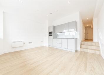Flat To Rent in Brentwood