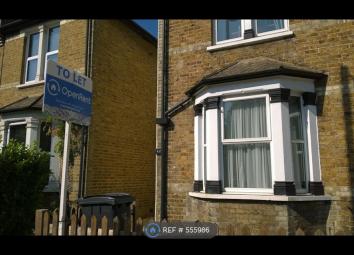 Semi-detached house To Rent in Kingston upon Thames