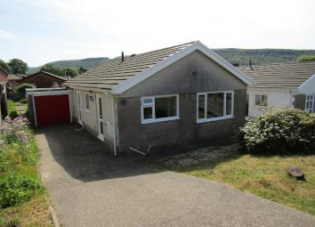 Detached bungalow For Sale in Swansea