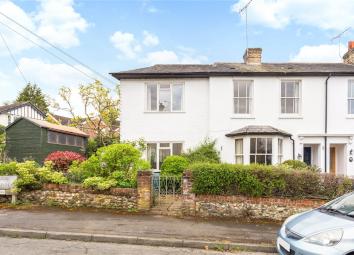 4 Bedroom End terrace house for sale