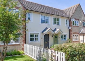 Terraced house To Rent in Bicester