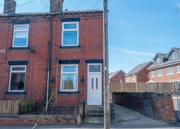 End terrace house For Sale in Wakefield