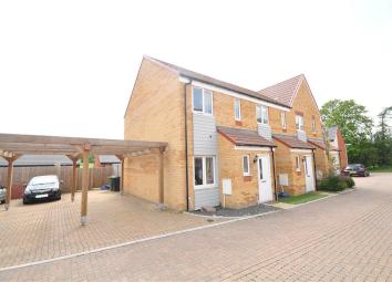 End terrace house For Sale in Basingstoke