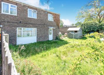 Terraced house To Rent in Basingstoke