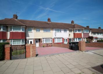 Terraced house For Sale in Bromley