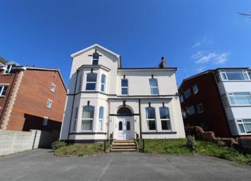 Flat For Sale in Southport