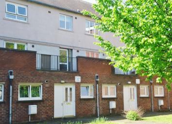 3 Bedroom Maisonette for sale