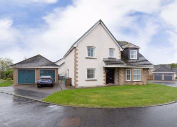 Detached house For Sale in St. Andrews