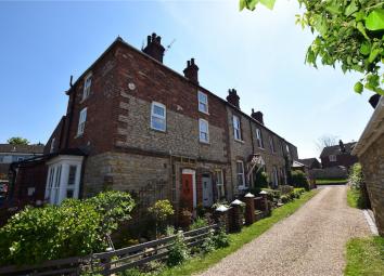 End terrace house For Sale in Gainsborough