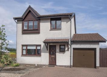 Detached house For Sale in Falkirk