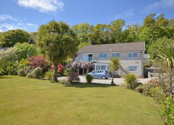 Detached house For Sale in Dunoon