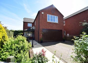 Detached house For Sale in Whitchurch
