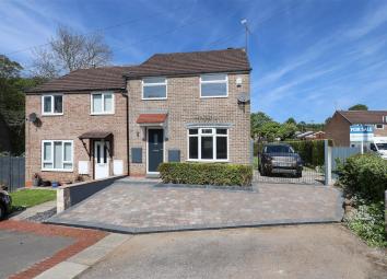 3 Bedrooms  for sale in Abbey Brook Drive, Sheffield S8