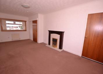 Terraced house For Sale in Larkhall