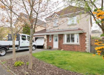 Detached house For Sale in Dunfermline