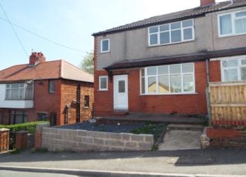 Semi-detached house To Rent in Holywell