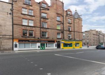 Detached house To Rent in Edinburgh