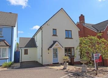 Detached house For Sale in Cullompton