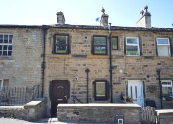 Terraced house For Sale in Holmfirth