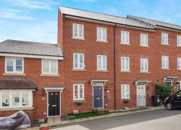 Town house For Sale in Yeovil