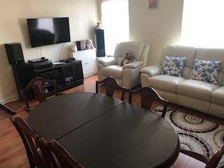 Flat To Rent in Bolton