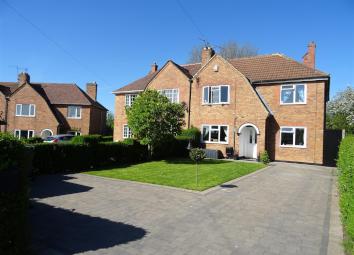 Semi-detached house For Sale in Coalville