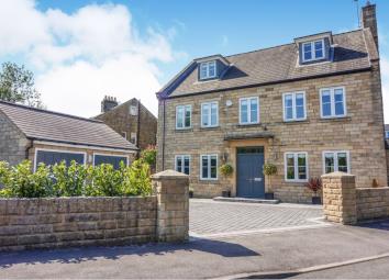 Detached house For Sale in Ilkley