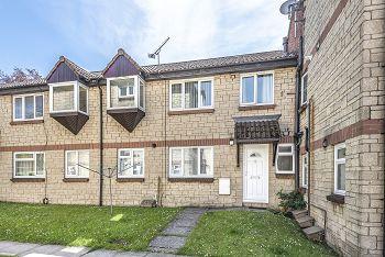 Flat For Sale in Warminster