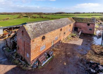 Barn conversion For Sale in Crewe