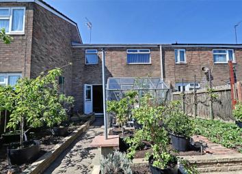 Detached house For Sale in Hull