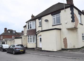 Semi-detached house For Sale in Swadlincote