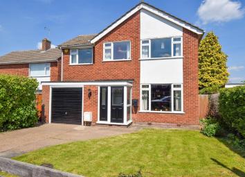Detached house For Sale in Southwell