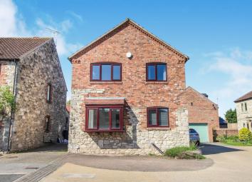 Detached house For Sale in Tadcaster