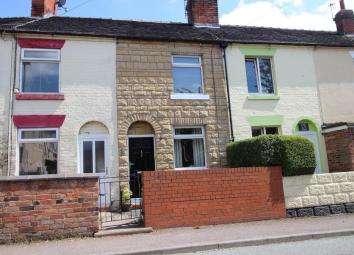 Terraced house To Rent in Stone