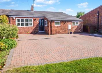 Bungalow For Sale in Lincoln