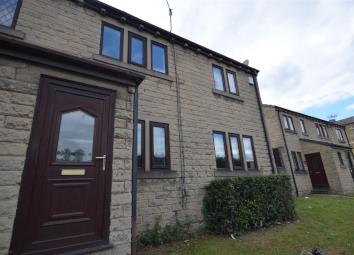 Terraced house To Rent in Batley