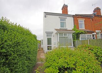 Semi-detached house To Rent in Burton-on-Trent