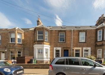 Maisonette For Sale in Edinburgh