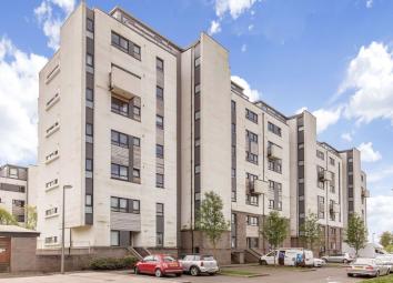 Maisonette For Sale in Edinburgh