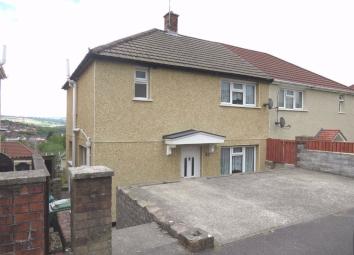 Semi-detached house To Rent in Pontypridd