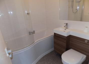 Flat To Rent in Dudley