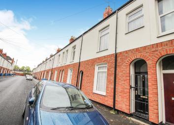 Terraced house For Sale in Hull