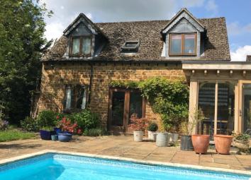 Barn conversion To Rent in Banbury