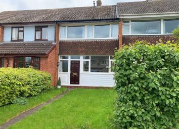 Terraced house For Sale in Stafford