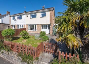 Semi-detached house For Sale in Pontypool