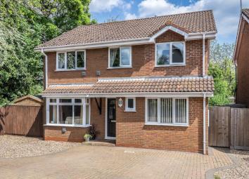 Detached house For Sale in Banbury