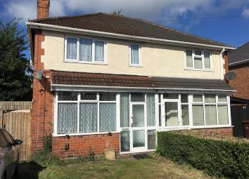 Semi-detached house To Rent in Bilston
