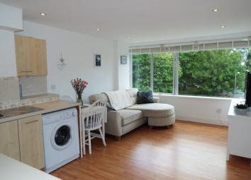 Flat For Sale in Swansea